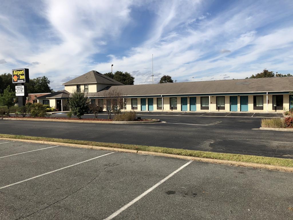 Airport Inn Motel Richmond Sandston Exterior foto